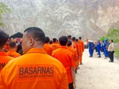 [UPDATE] - Tambang Galian C Gunung Kuda Cirebon Longsor: Operasi Pencarian Dihentikan